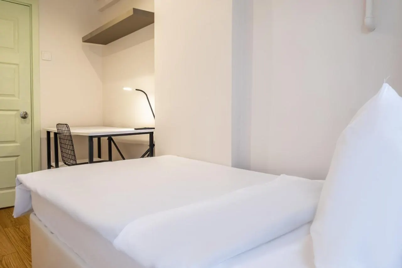 Apartment Vibrant Flat Close To Zorlu Center With Backyard Istanbul Turkey